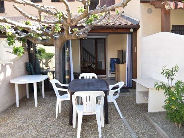 VILLA T2 4 couchages PORT LEUCATE