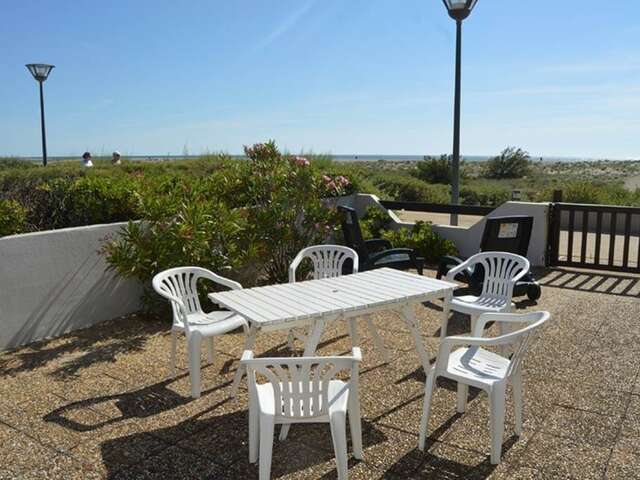 Appartement 3 pièces pour 7 personnes avec Wifi face à la mer à Port Leucate en rez de chaussée. réf: 1AM_102