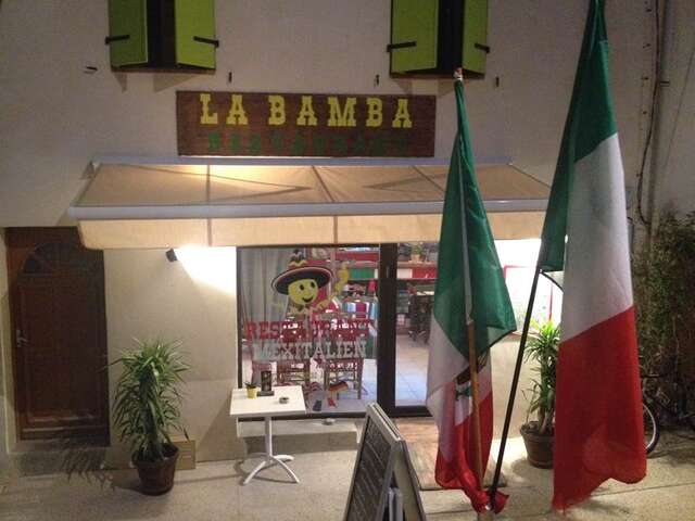 LA BAMBA