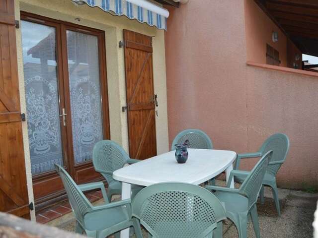 Villa deux pièces mezzanine avec terrasse pour 7 personnes à Port Leucate. Réf: 1MPL_162