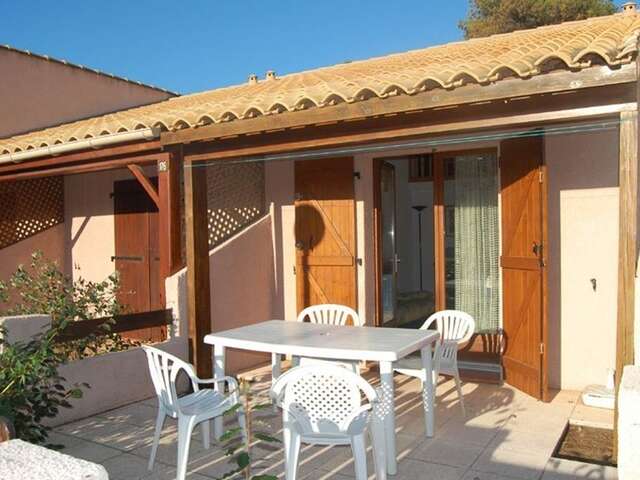 Confortable villa deux pièces mezzanine pour 6 personnes à Port Leucate. Réf: 1MPL_177