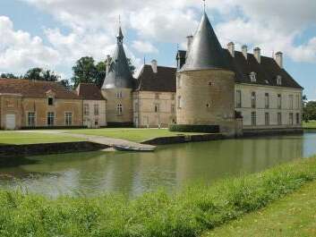 Château de Commarin