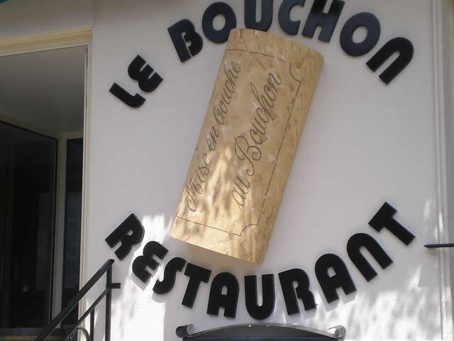 Au Bouchon