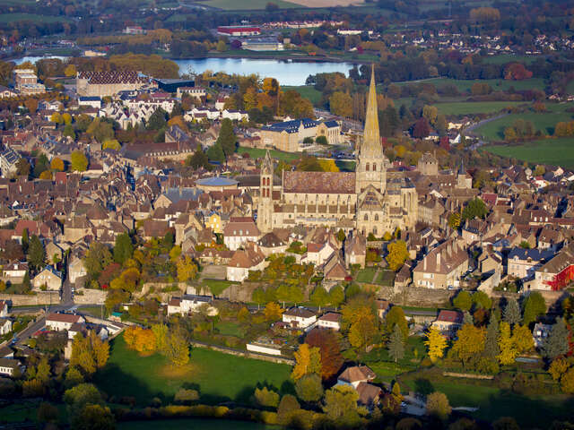 Cathédrale Saint-Lazare