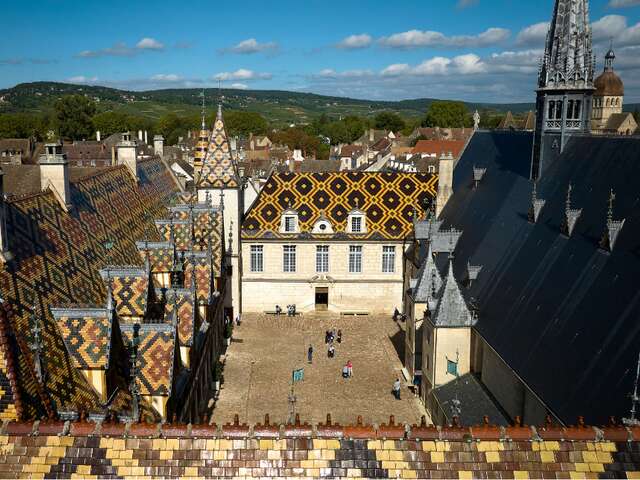 Hôtel-Dieu - Hospices de Beaune [Parcours libre - HÔTEL-DIEU] Sur les pas des fondateurs