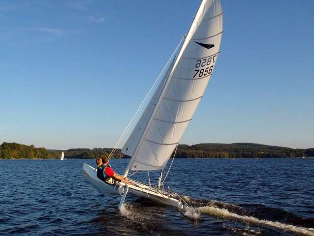 Catamaran MORVAN LAC DES SETTONS ACTIVITAL