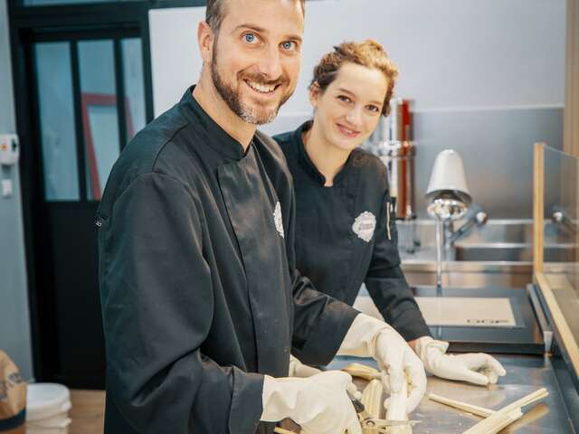 Fabrication de bonbons à "L'Atelier des Bonbons"