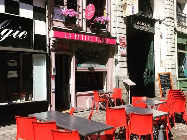 La Petite Table