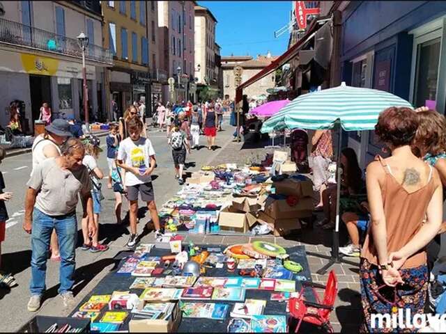Vide grenier - Puces de l'été