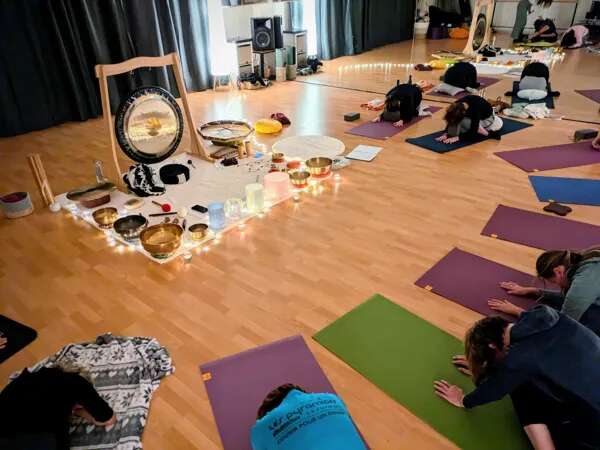 Yin yoga sonore