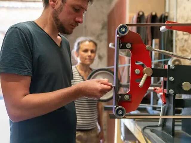 Fabrication d'un couteau d'office de A à Z - Coutellerie Paoli