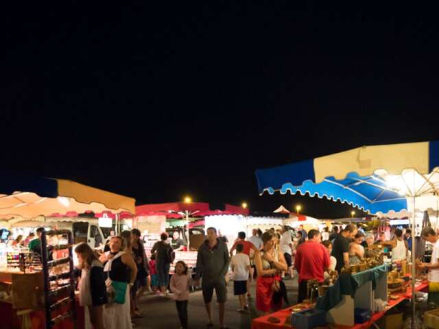 Marché Nocturne & cinéma plein air