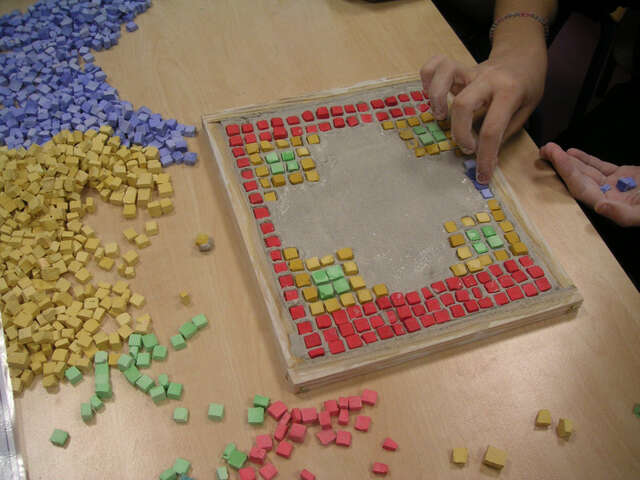 Musée-parc Arkéos - Les ateliers des vacances enfant : Mosaïque au carré