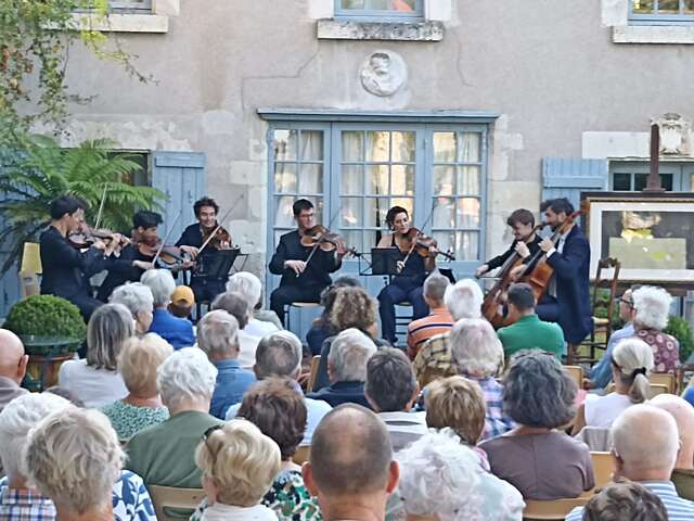 La saison culturelle des Douves d'Onzain