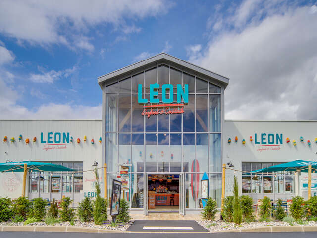 Léon Seafood & Cocktails