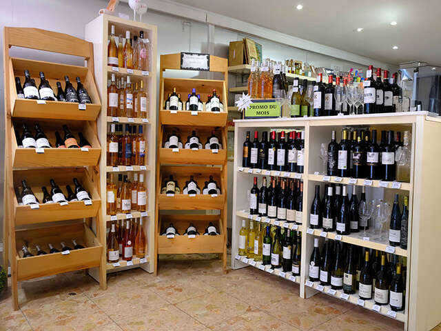 Boutique Saturne (Fort-de-France)