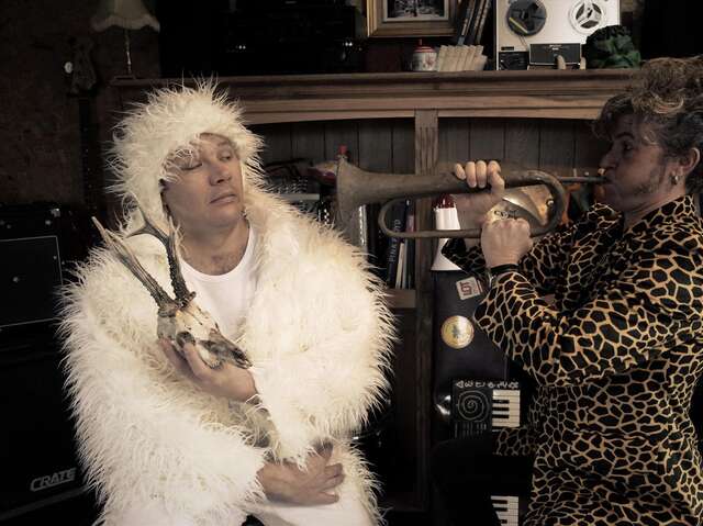 Supermarket et les Futuristes, OK Pogo