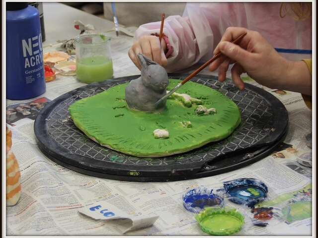 Stage de poterie pour enfants