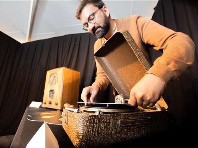 Les Nazairiens s'expriment en chansons, visite-flash à l'Écomusée