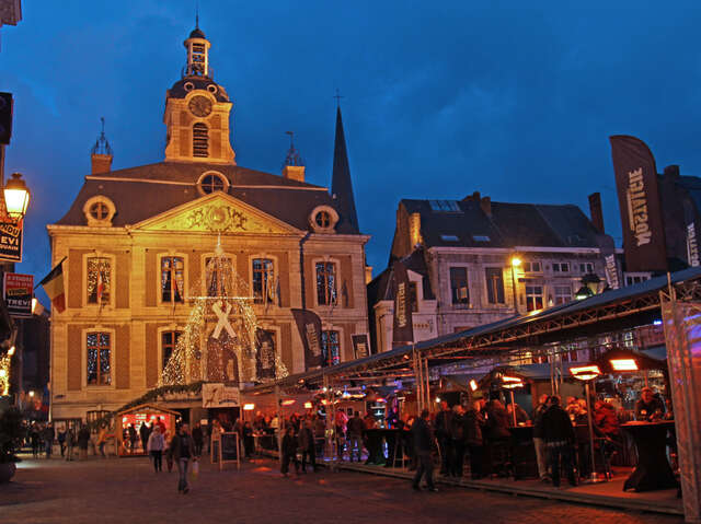 Plaisirs de Noël à Huy