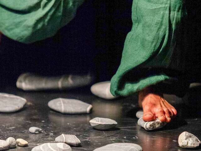 Sur le chemin, j’ai ramassé des cailloux