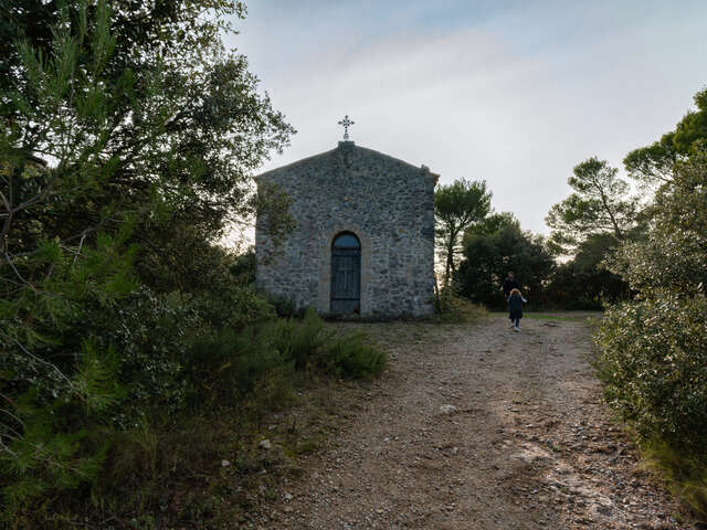 Idée balade : L'eau des fontaines et Chapelle Sainte-Croix