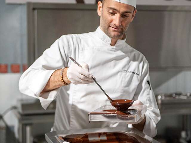 Cours de fabrication à la Chocolaterie Castelain