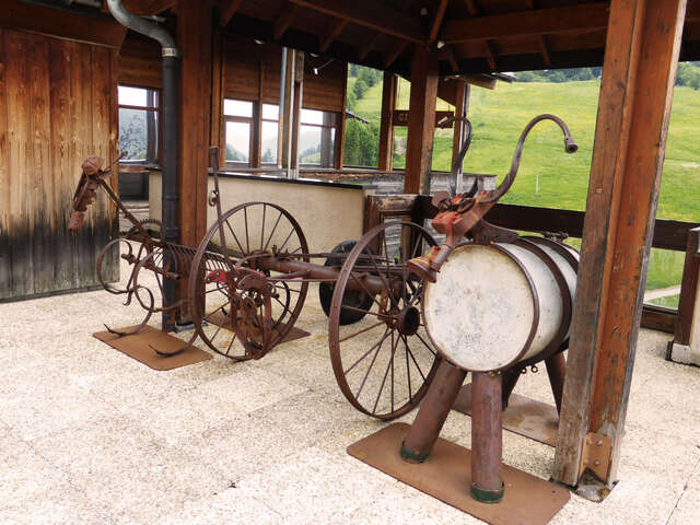 Cow Art : sculpture "The Scrap Cow"