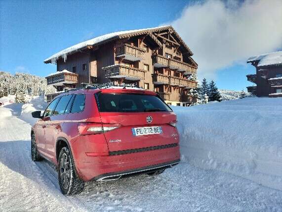 Hofmann VTC Taxi lacs et montagnes
