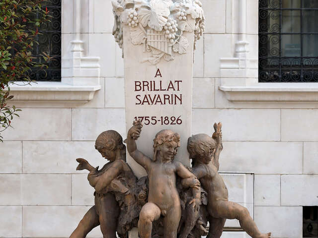 Visite commentée "à la rencontre des statues de la ville" par la Société Le Bugey