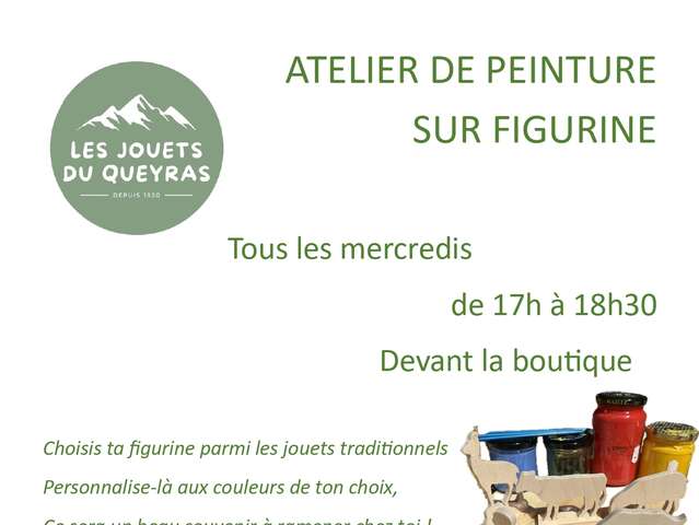 Atelier peinture sur des figurines en bois