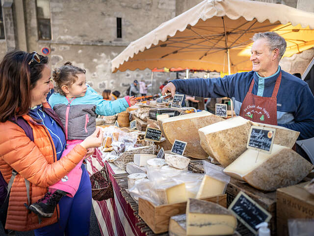 Marché hebdomadaire