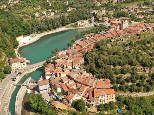 Zero waste: making solid deodorants