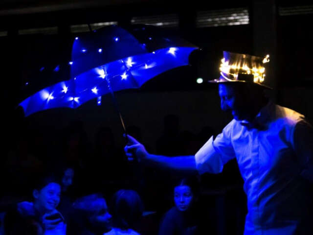 M(art)dis de Rivièr'Alp : spectacle de magie drôle, interactif et poétique