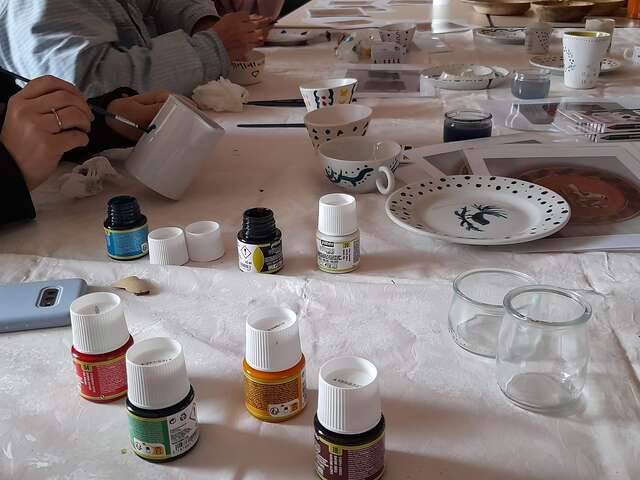 Decorate your ceramics in the style of Savoyard potters