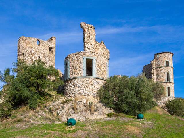Workshop für junges Publikum „Erfinde das Schloss von Grimaud neu”
