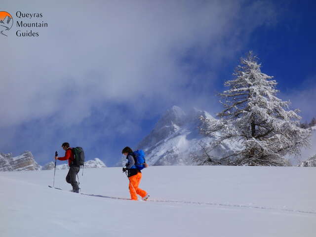 Ski de rando : suivre le guide, partager les sommets