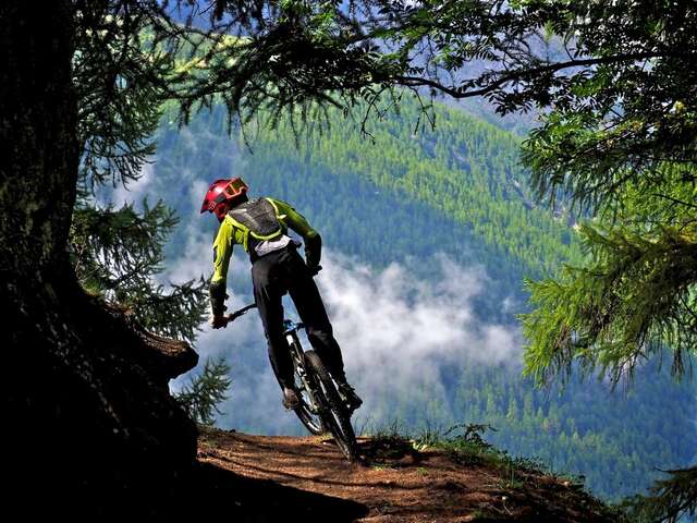 Itinéraire bike park piste rouge "Le Varensc"