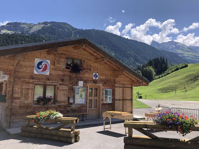 Cluses Arve & montagnes Tourisme - Bureau du Reposoir