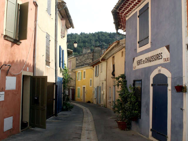 Bouches-du-Rhône en Paysages - Meyrargues par les chemins de traverses