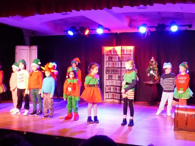Spectacle de Noël du CRET