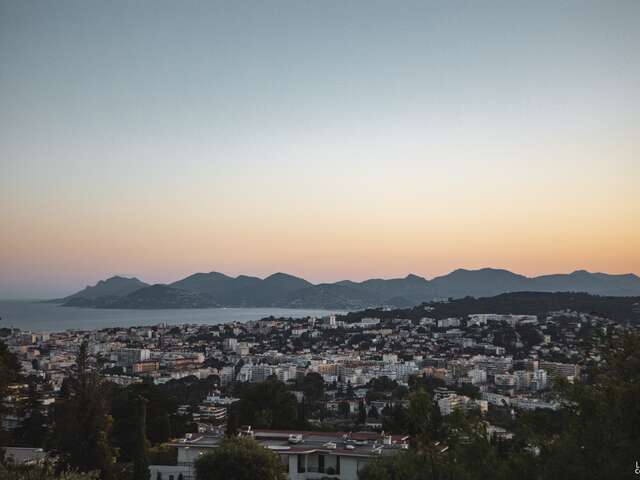 Golden Hour Visit : Apéro visite sur le canal de la Siagne