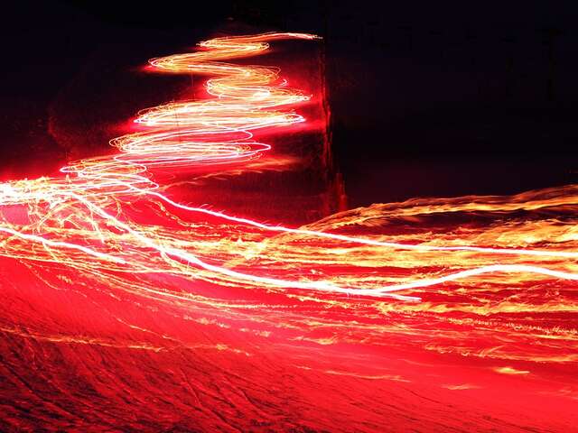 Descente aux flambeaux déguisée