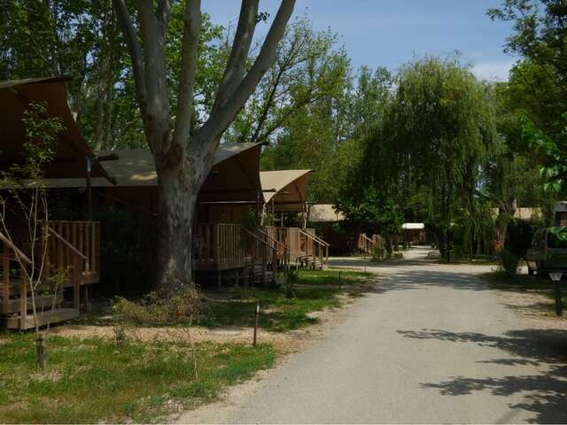 Albergues & Naturaleza - Camping les Deux Rhônes