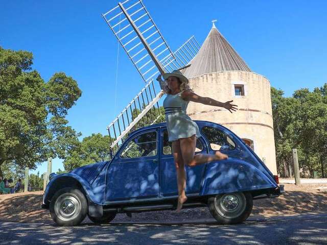 Balade en 2CV, visite de domaine et pétanque