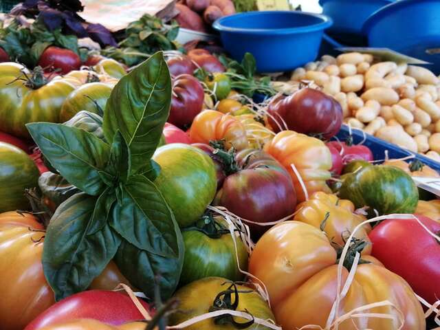 Marché de Sâles