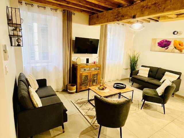 Chez Mme Yvon