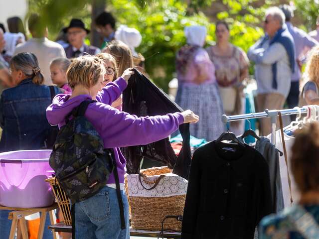 Flea market in Port Grimaud