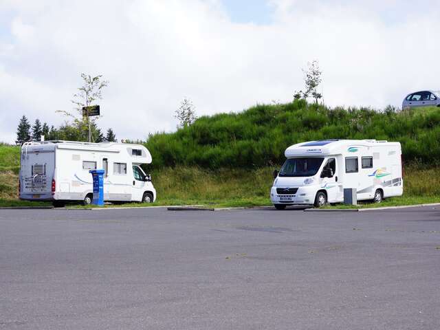 Aire de services et de stationnement camping-car