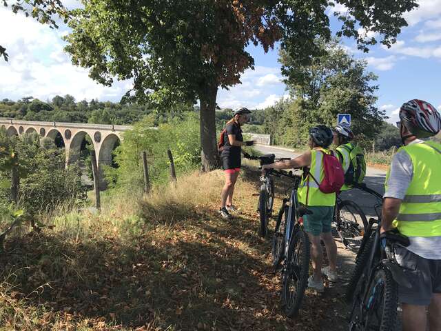 Balade à vélo électrique - Au fil de l'eau